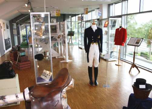You can find lots of personal belongings of world-famous equestrians in the museum – for e.g. the riding boots of Hans Günter Winkler and also this dressage outfit of Josef Neckermann.