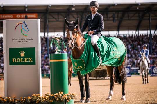 Das Foto zeigt den Vorjahressieger des Rolex Grand Prix, Gerrit Nieberg, zusammen mit seinem Wallach Ben. Foto: CHIO Aachen/ Franziska Sack