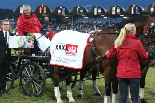 Prize giving ceremony XXXL-Pallen Marathon Photo: CHIO Aachen / Michael Strauch