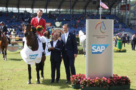 Prize giving ceremony SAP-Prize Photo: CHIO Aachen / Foto Studio Strauch