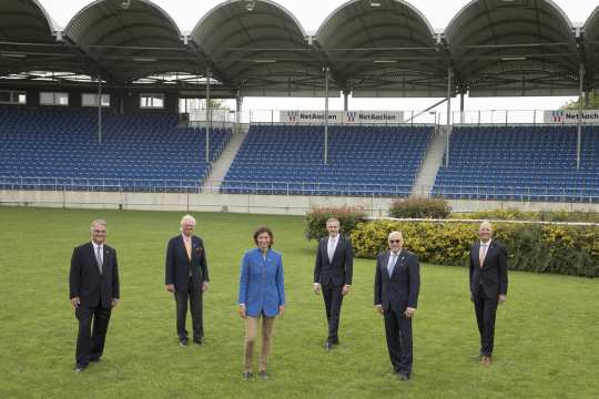 The Advisory Board of the ALRV (f.t.l.): Peter Weinberg, Baron Wolf von Buchholtz, Stefanie Peters, Dr. Thomas Förl, Wolfgang "Tim" Hammer, Jürgen Petershagen. Photo: CHIO Aachen/ Michael Strauch