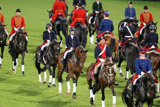 Die große Quadrille der Landgestüte - ein Höhepunkt bei der Eröffnungsfeier. Foto: CHIO Aachen/ Andreas Steindl