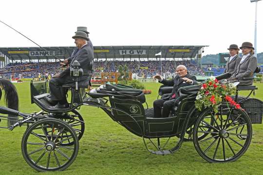 Gala in honour of HGW at the CHIO Aachen 2016. Tens of thousands of fans cheering him. Photo: CHIO Aachen/Michael Strauch 