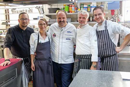 Johann Lafer und das Küchenteam aus dem La Bécasse.