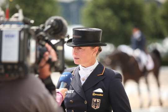 Dressurreiterin Isabell Werth im Gespräch mit dem WDR. Foto: Michael Strauch