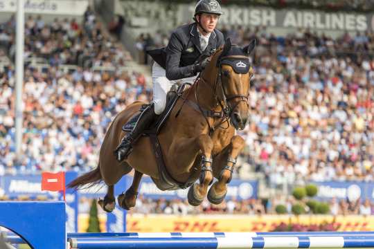 Ben Maher und Explosion - die Olympiasieger von Tokio - haben die letzte Auflage des Turkish Airlines-Preises von Europa gewonnen. Foto: Arnd Bronkhorst