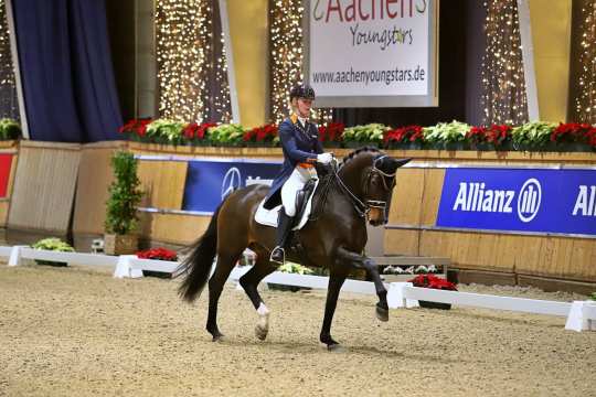 Sieht schon gut aus - aber verbessern kann man sich immer. Die "Dressage Late Night" am Samstagabend mit dem bekannten Ausbilder Christoph Hess verspricht wertvolle Tipps und freien Eintritt. Bild: Aachen Youngstars/Holger Schupp