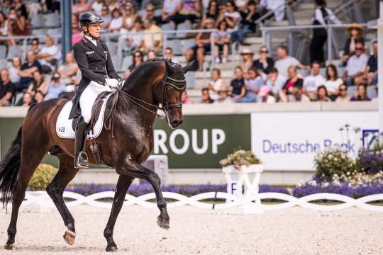 The photo shows riding master Ingrid Klimke with Franziskus in the Deutsche Bank Stadium at the CHIO Aachen 2022. (Photo: CHIO Aachen/Franziska Sack)